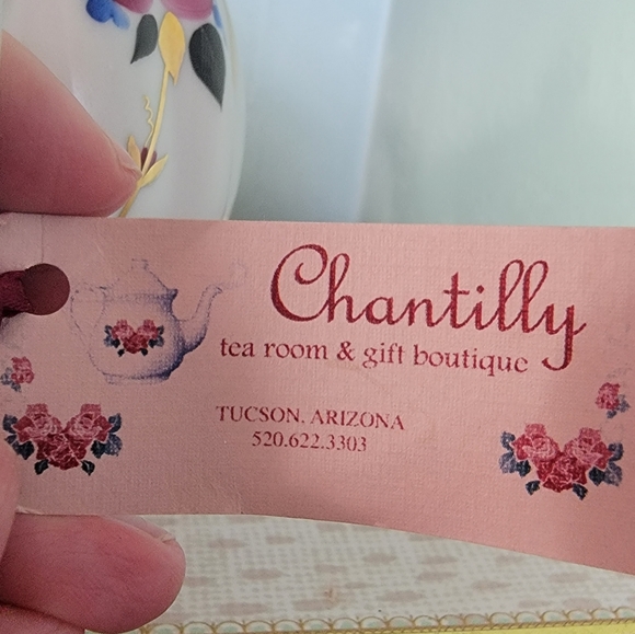 Vintage Teapot with matching cup and saucer from St Petersberg Russia. - Picture 11 of 11